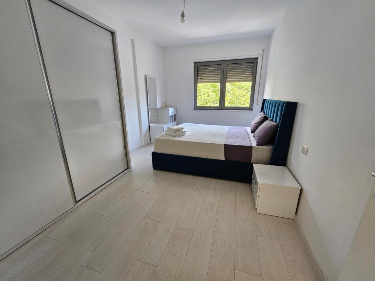 Tower Bridge Apartment Тирана Экстерьер фото