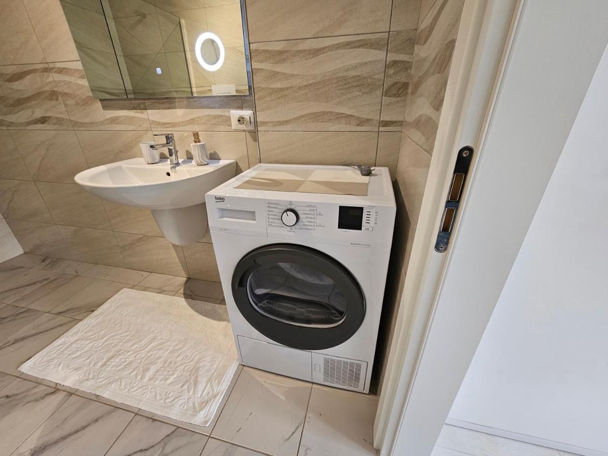 Tower Bridge Apartment Тирана Экстерьер фото