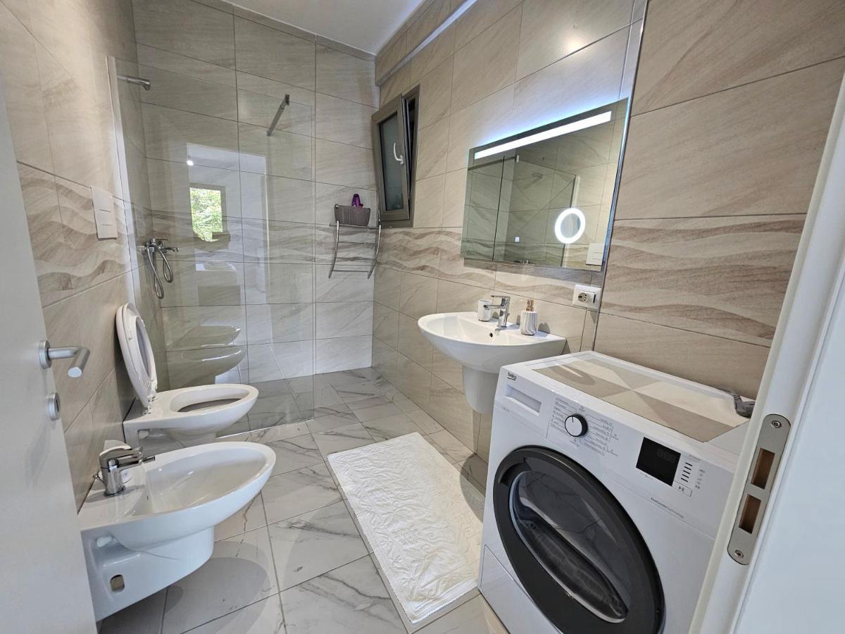 Tower Bridge Apartment Тирана Экстерьер фото